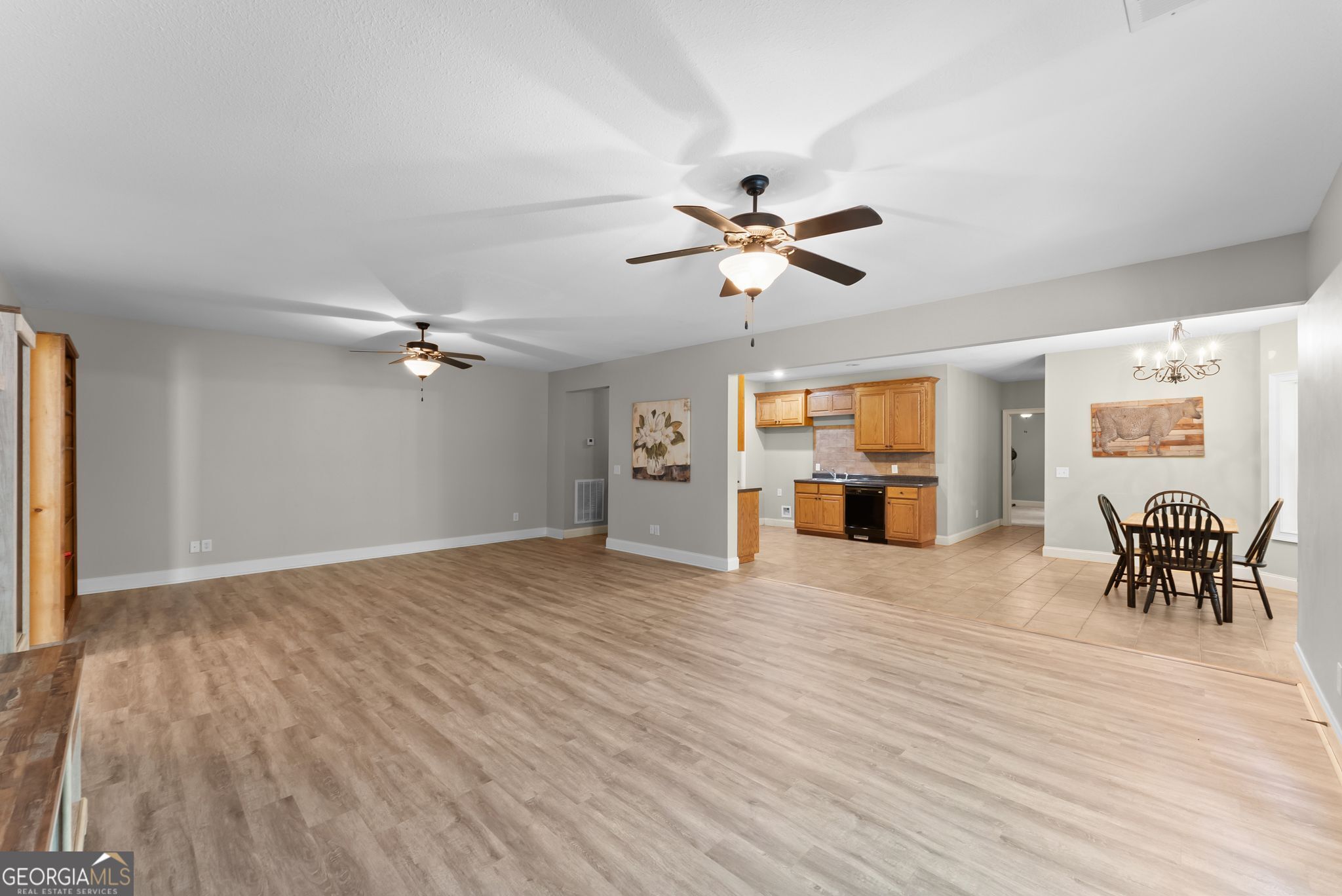 860 Lakeview Drive Property Photo 50