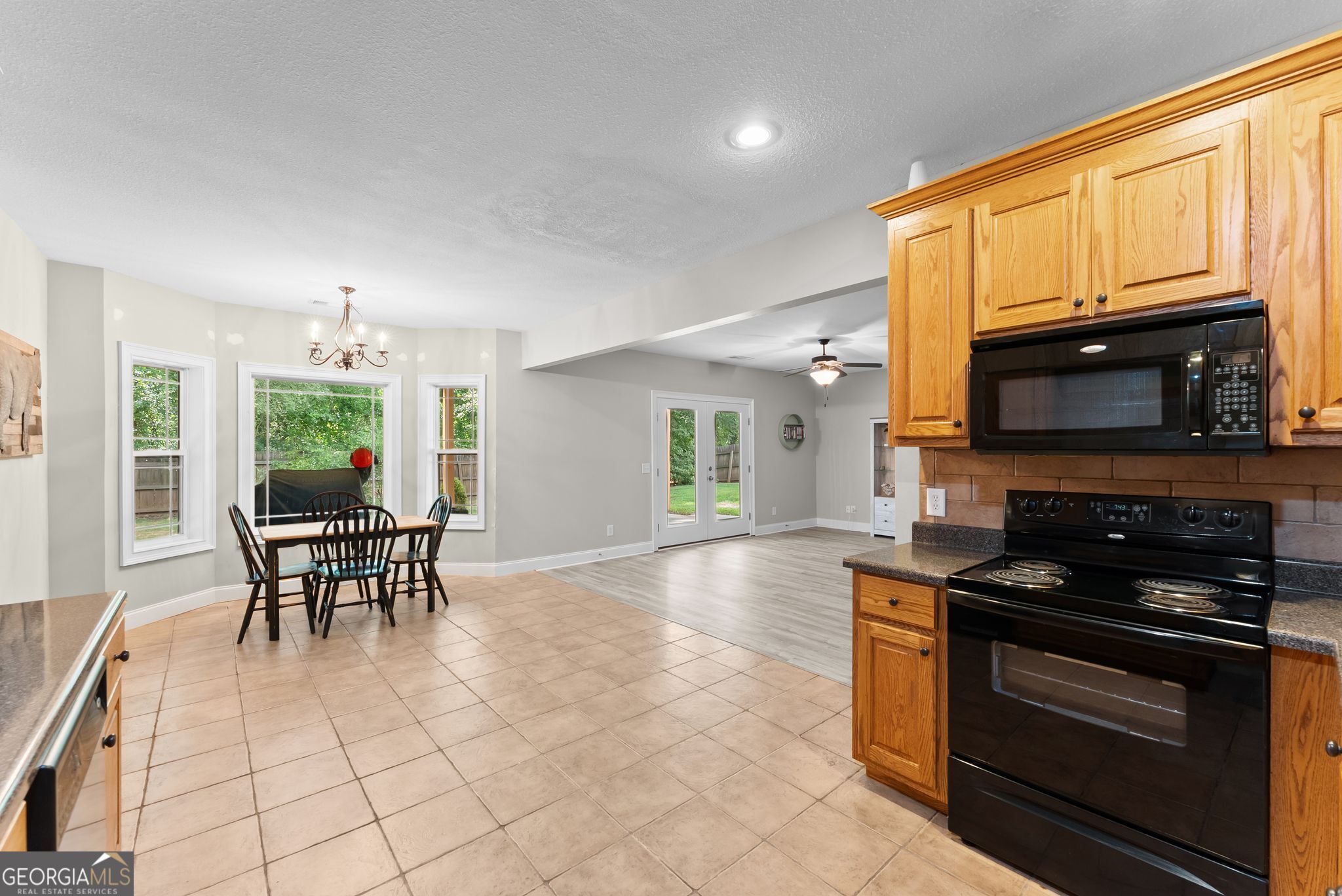 860 Lakeview Drive Property Photo 56