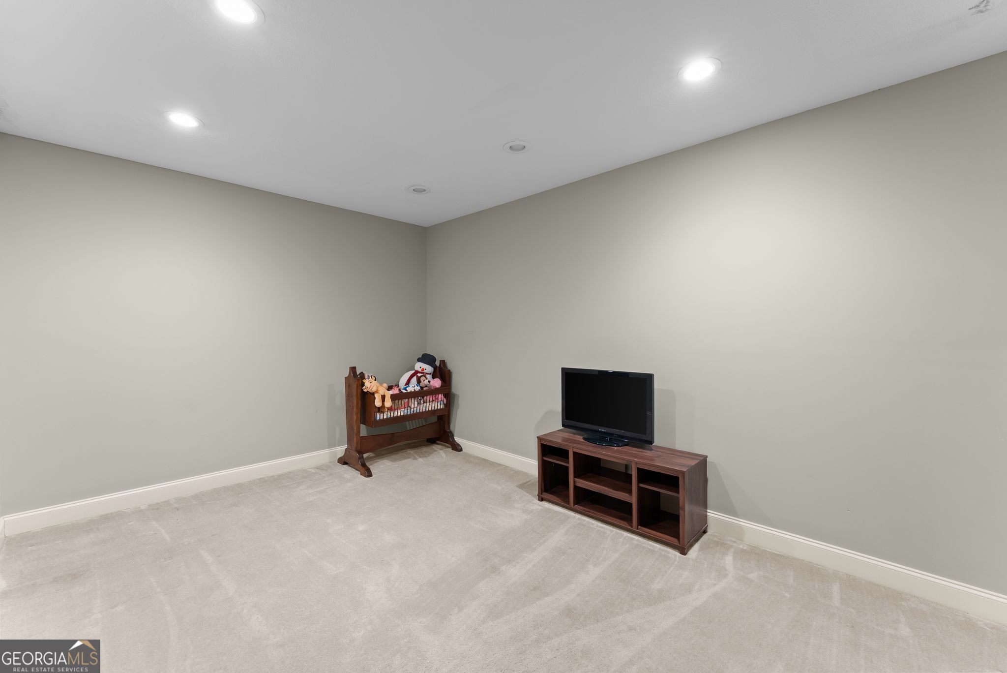 860 Lakeview Drive Property Photo 62