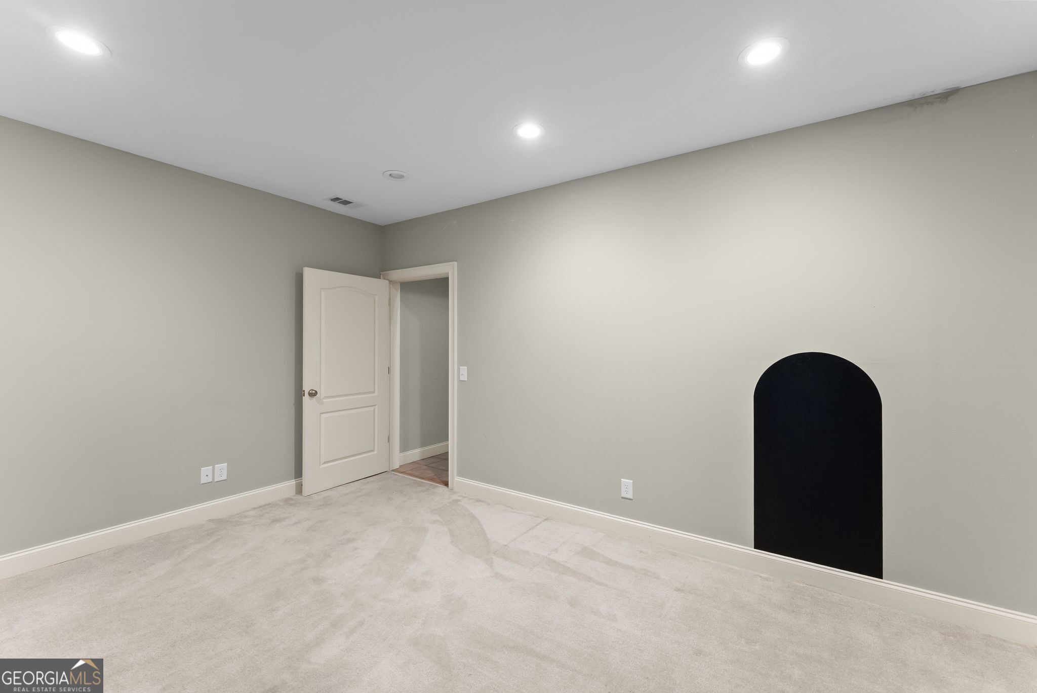 860 Lakeview Drive Property Photo 63
