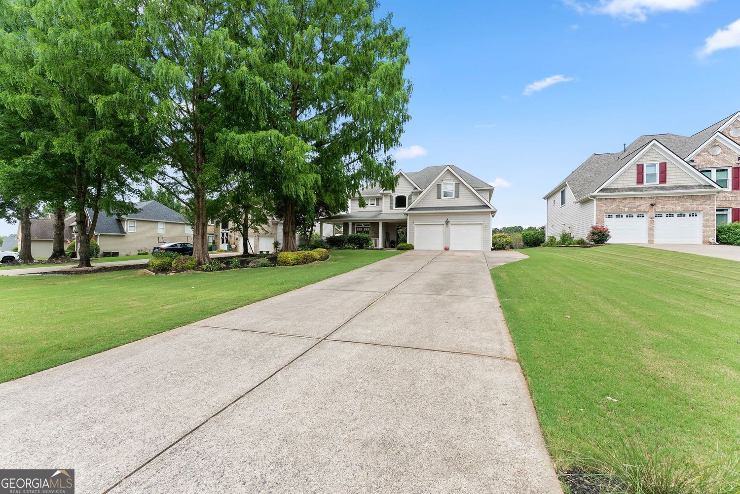 5305 Glenhaven Drive Property Photo 2