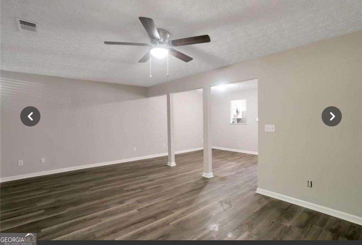 3833 Waldrop Lane Property Photo 2