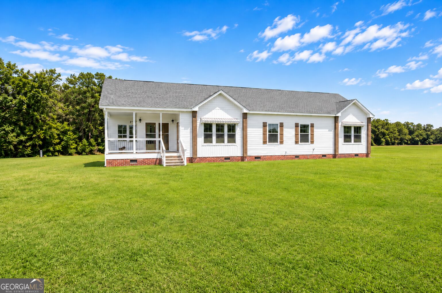 562 Sinkhole Road Property Photo 1