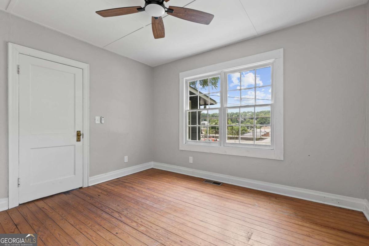 3260 East First Street Property Photo 31