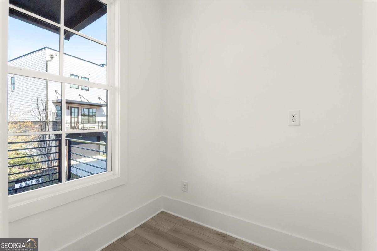 437 Mezzo Lane # 87 Property Photo 18