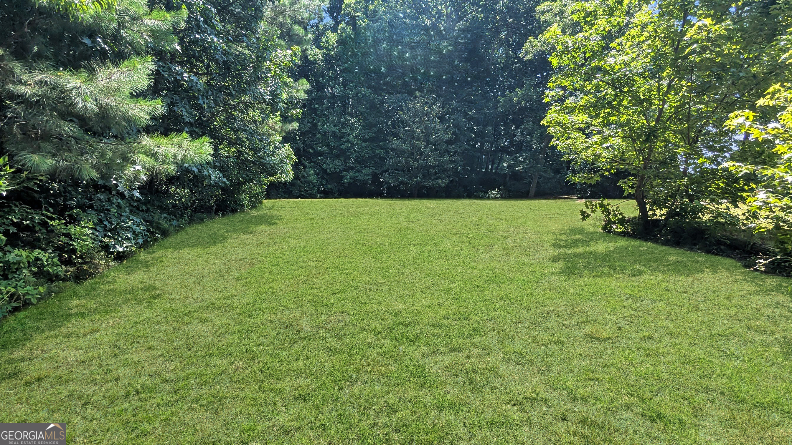 7855 Rivertown Road Property Photo 5
