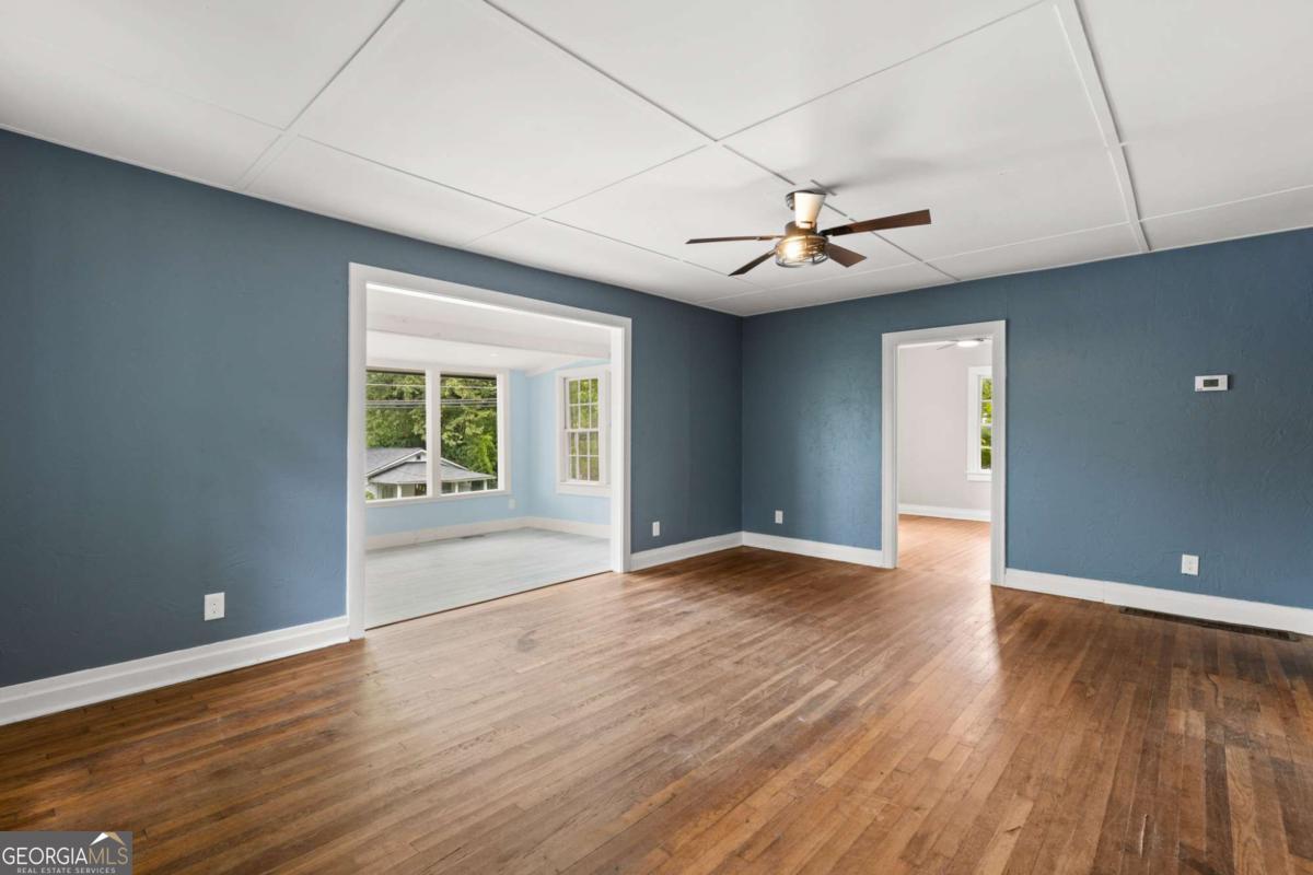 3260 East First Street Property Photo 13