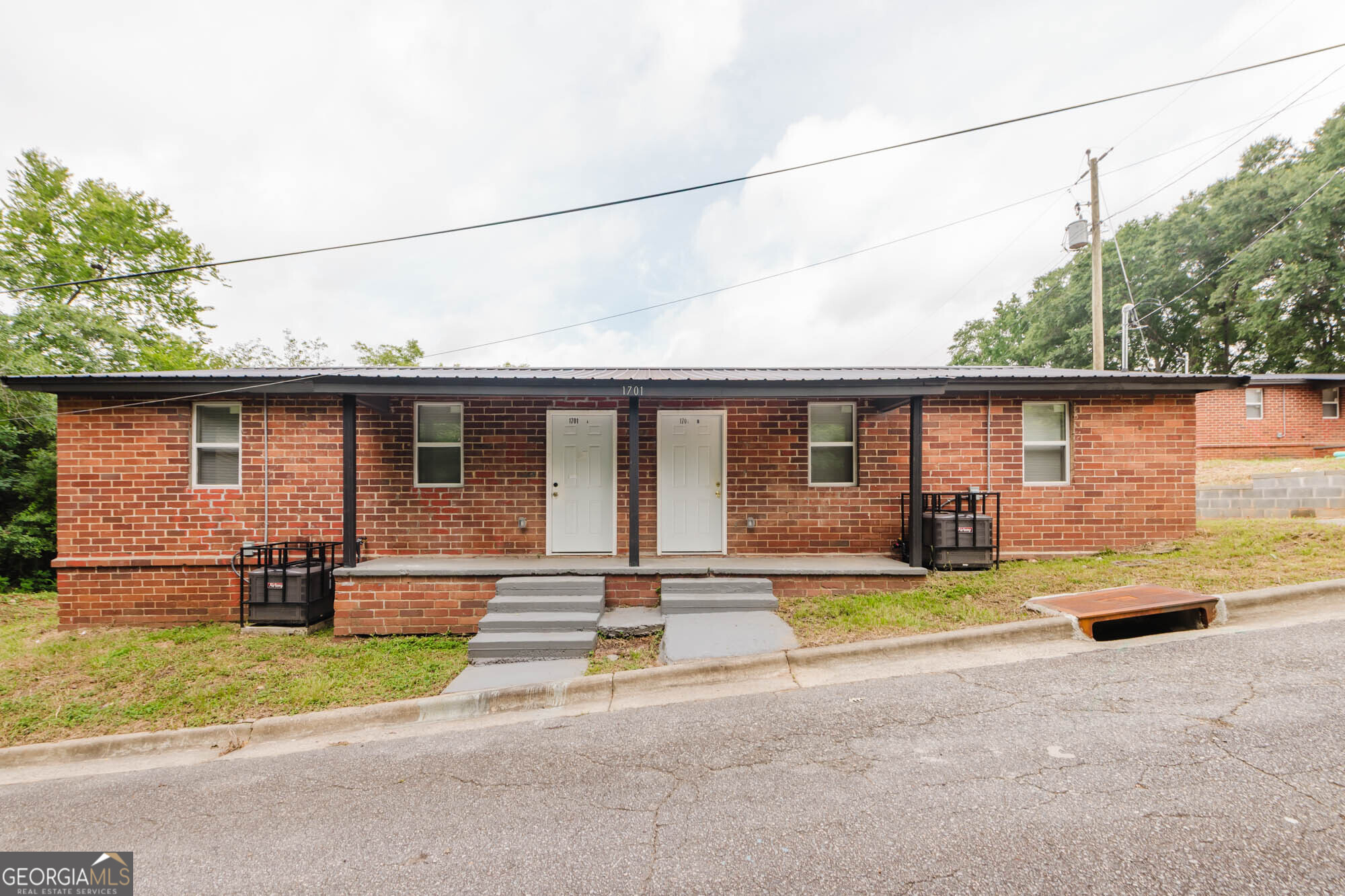 1740 Schofield Street Property Photo 12