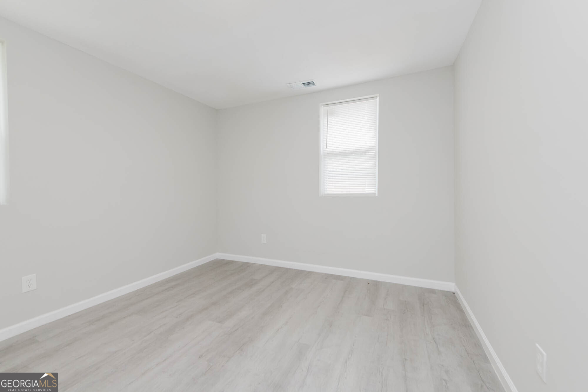 1740 Schofield Street Property Photo 14