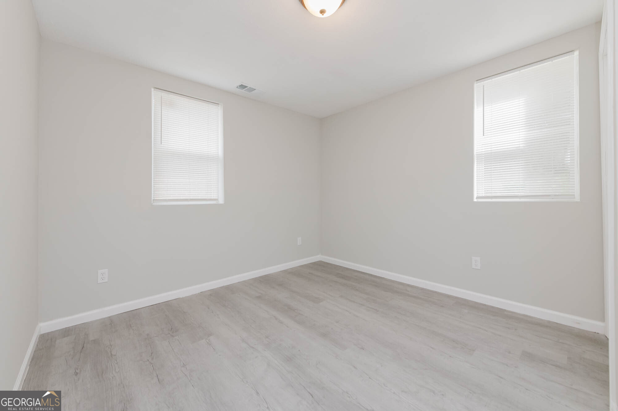 1740 Schofield Street Property Photo 26