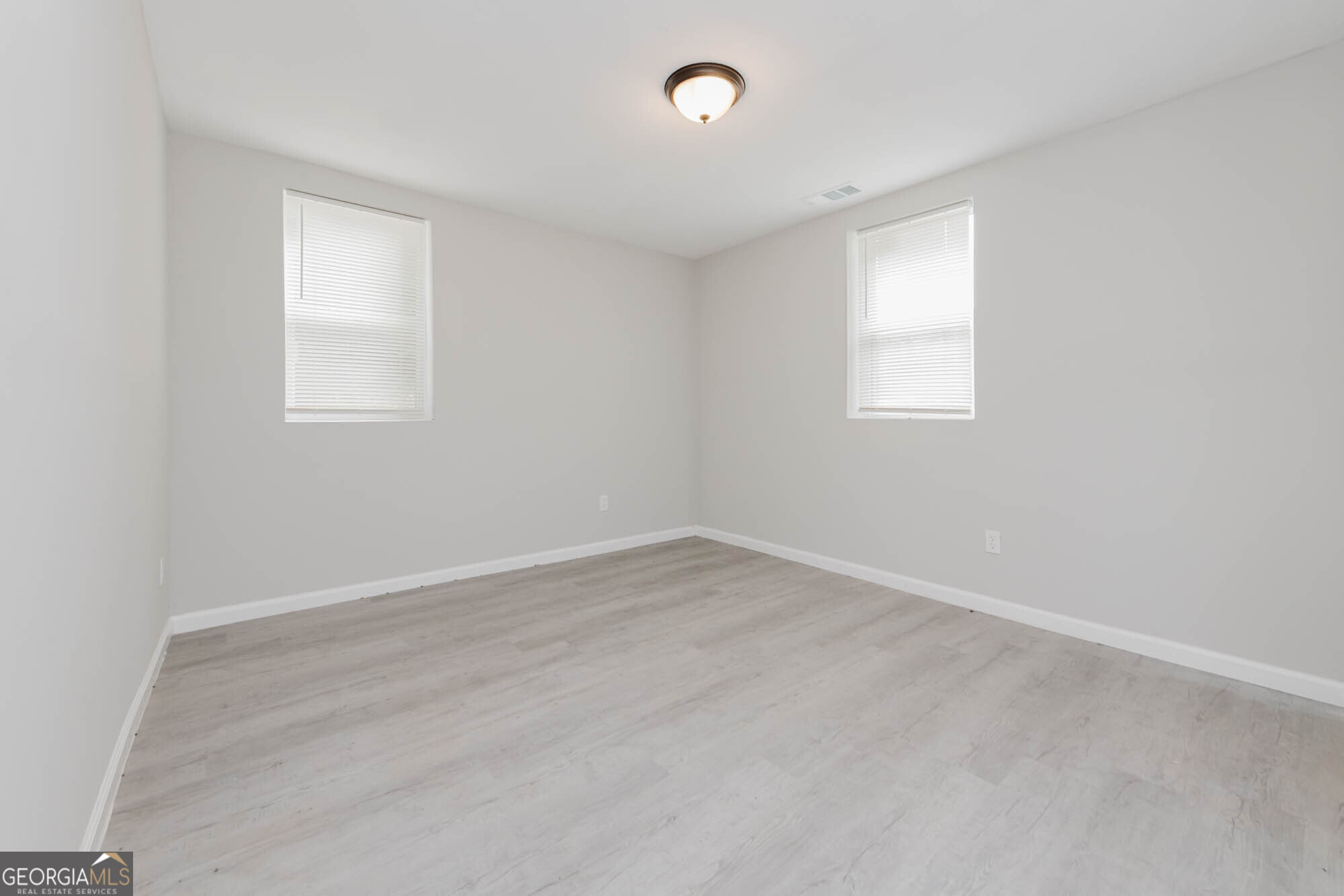 1740 Schofield Street Property Photo 29