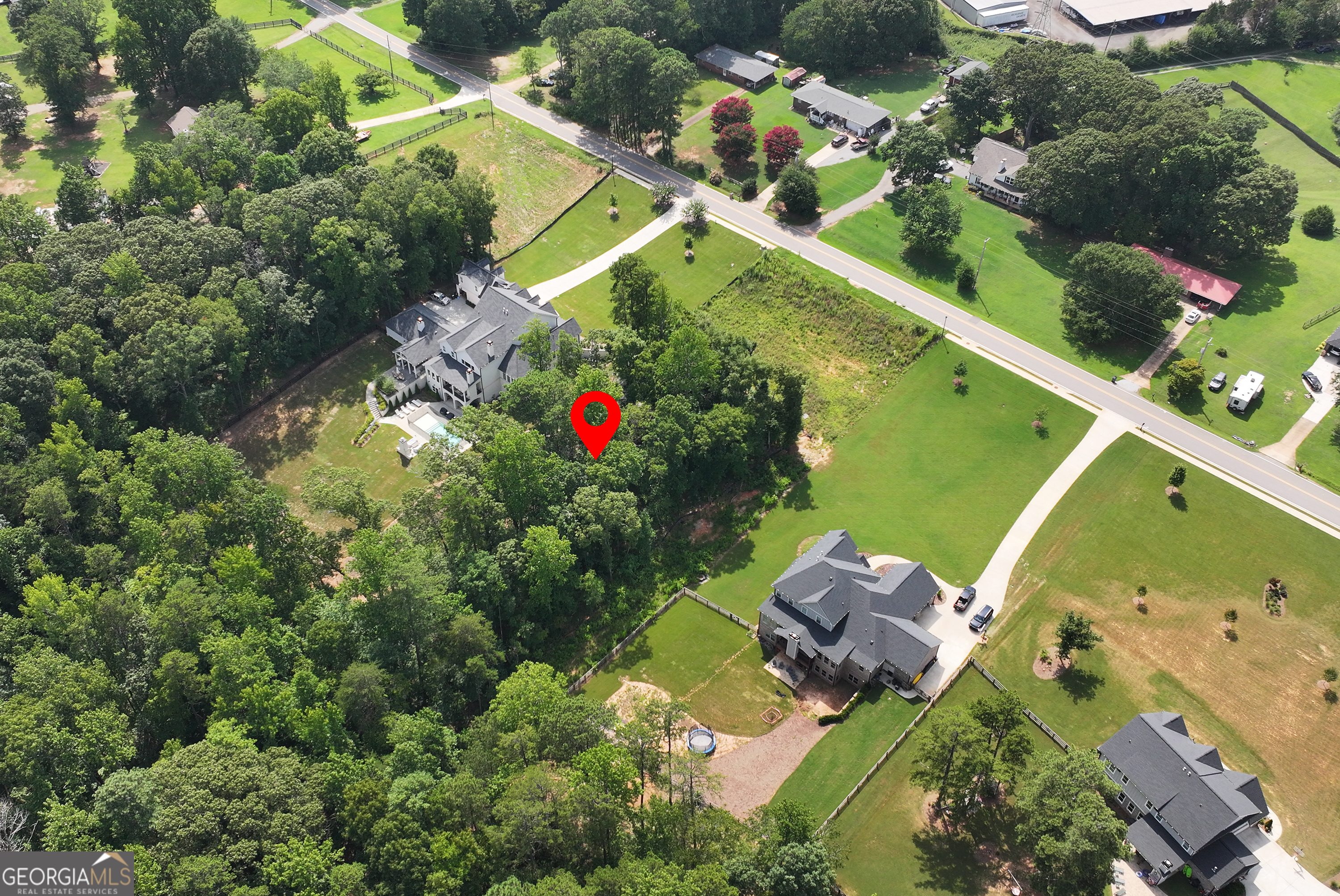 3245 Shoreland Drive Property Photo 11