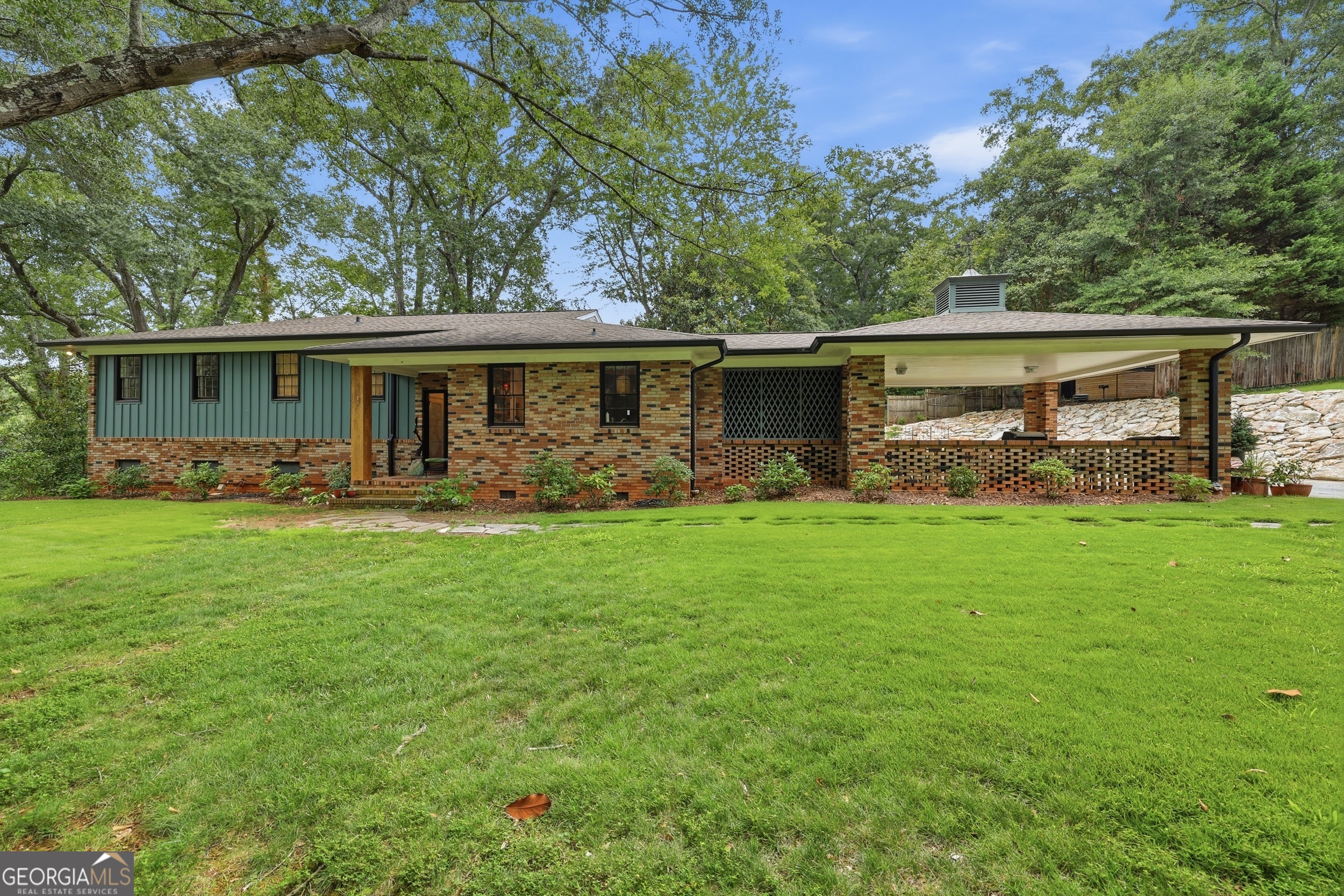 1223 Rosedale Street Property Photo 2