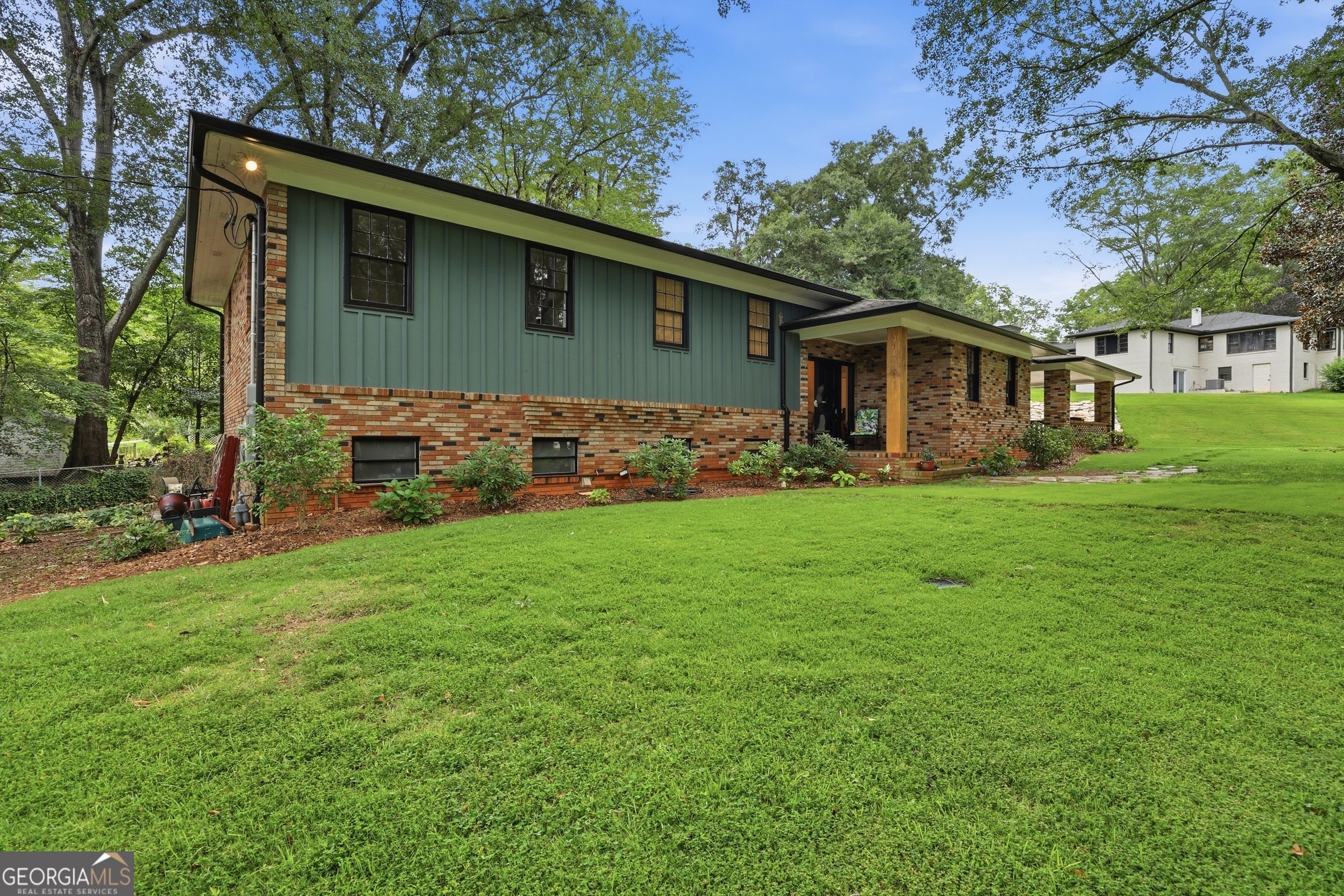 1223 Rosedale Street Property Photo 3