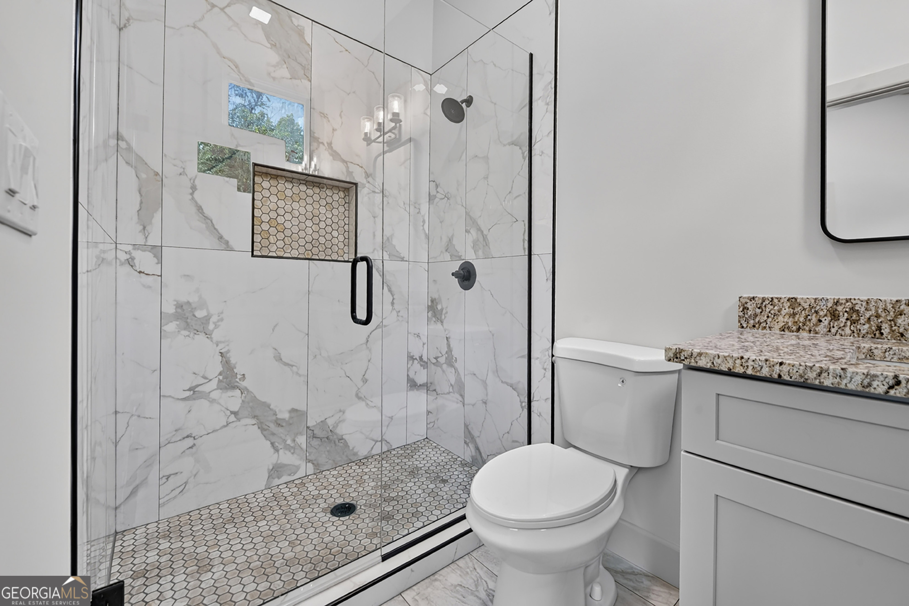 2125 Shady Grove Property Photo 25