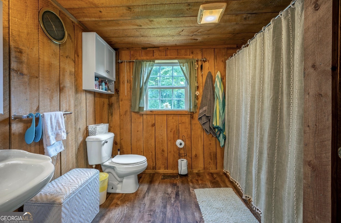 345 State Street Property Photo 9