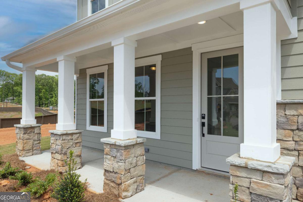 149 Barton Springs Property Photo 4
