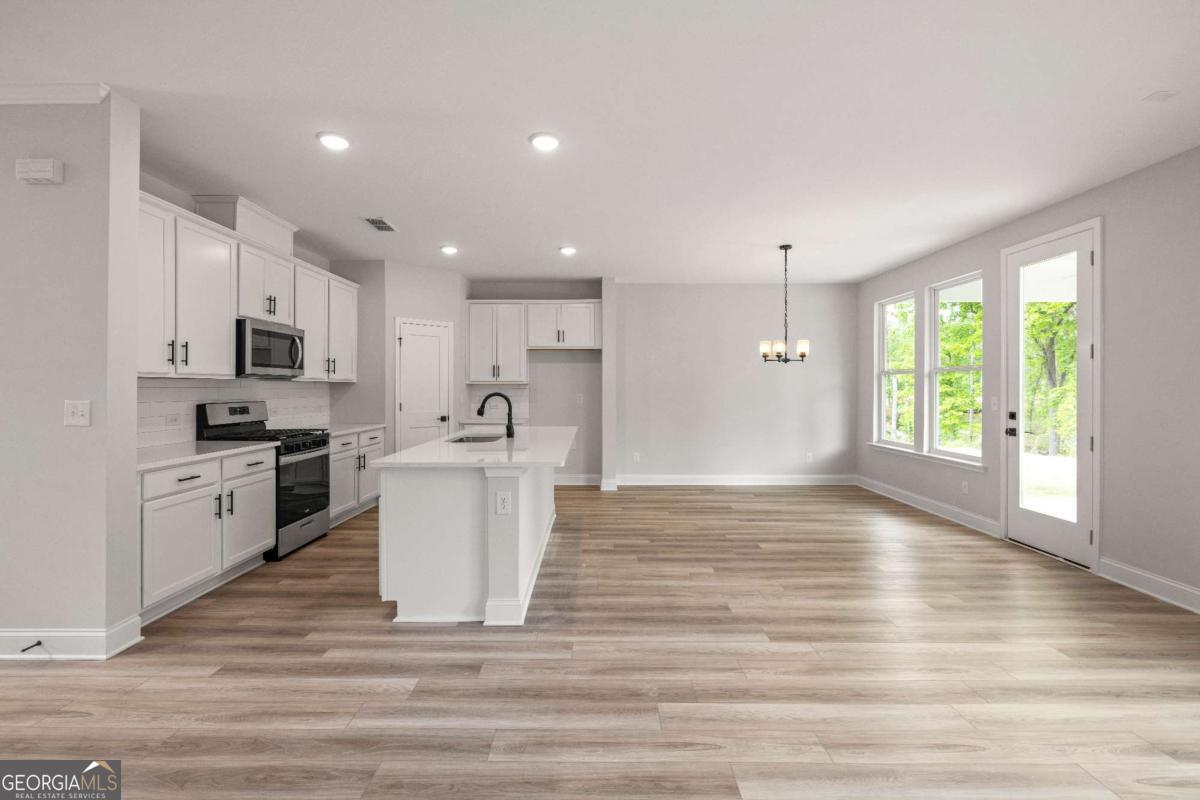 149 Barton Springs Property Photo 13