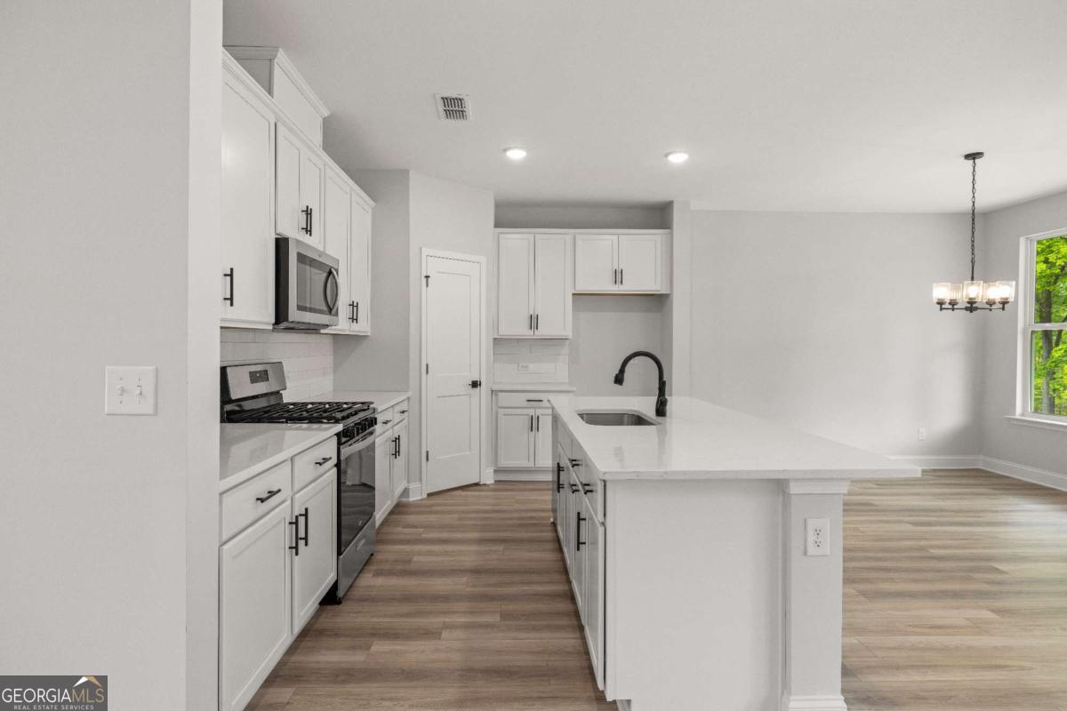 149 Barton Springs Property Photo 14