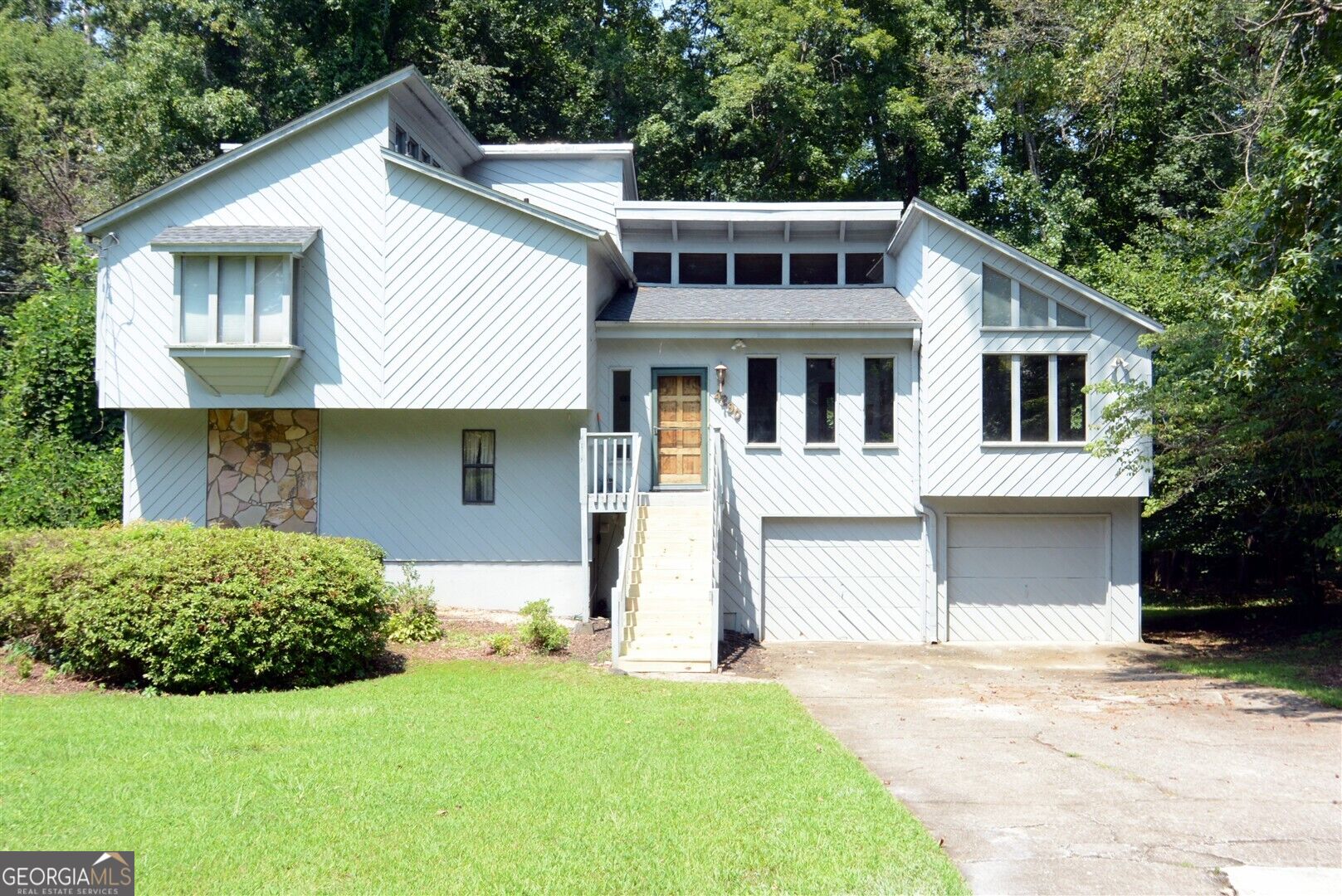 4290 Alison Jane Drive Ne Property Photo 1