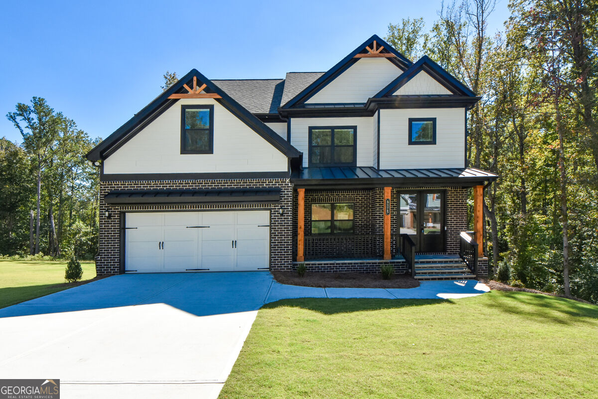 8275 Crooked Creek Drive Property Photo 1