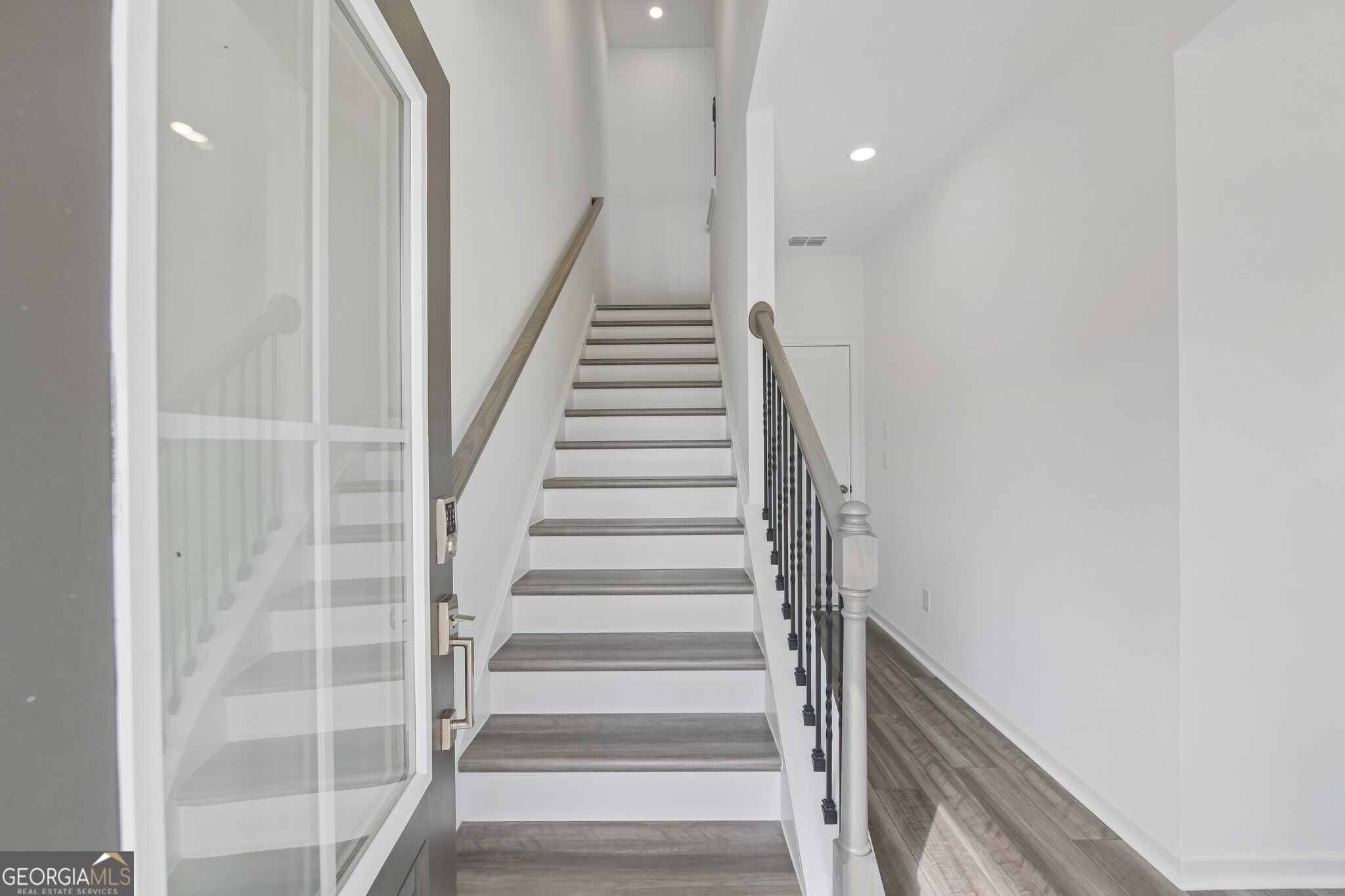 101 Epperly Way Property Photo 6