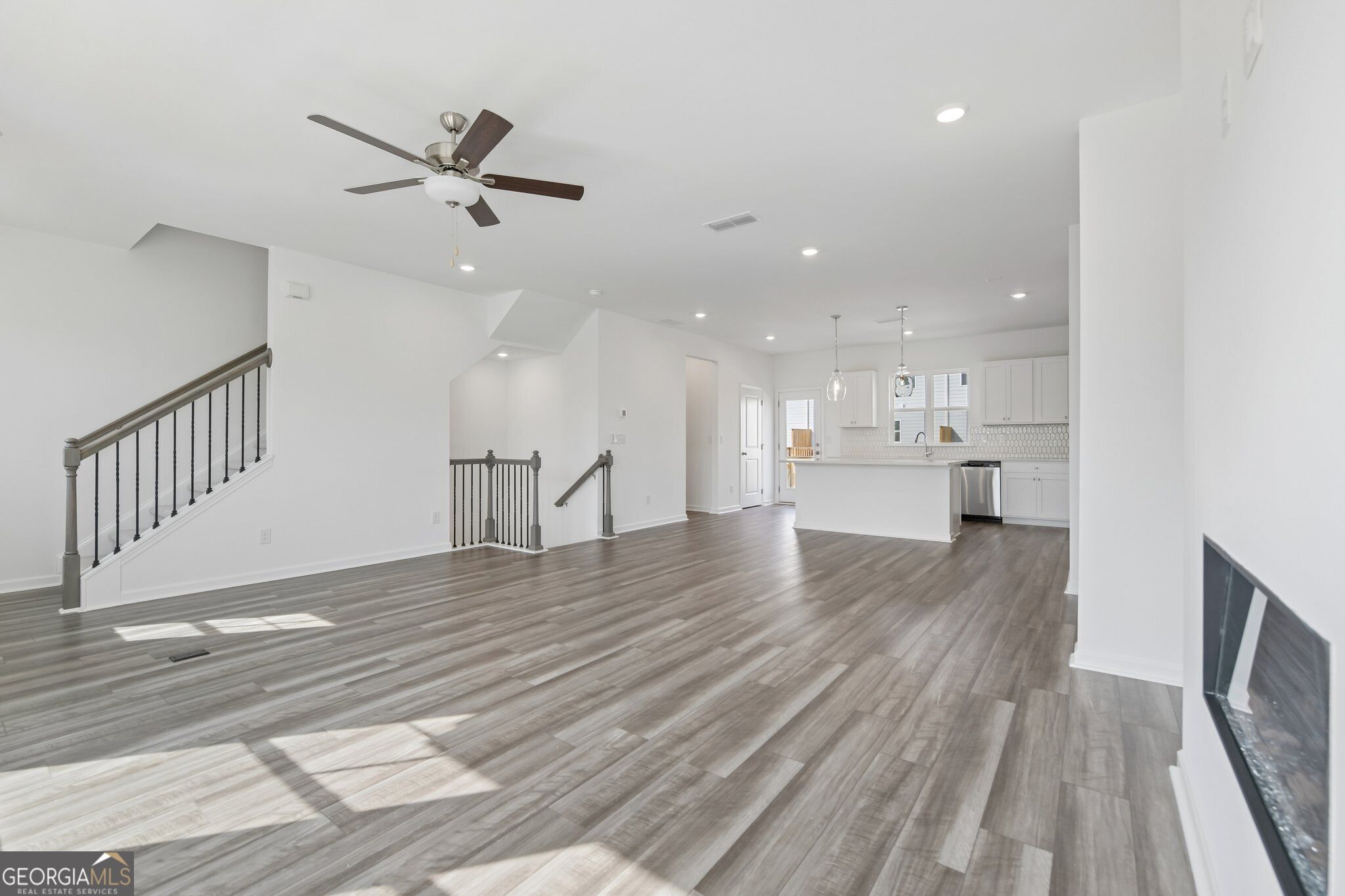 101 Epperly Way Property Photo 9