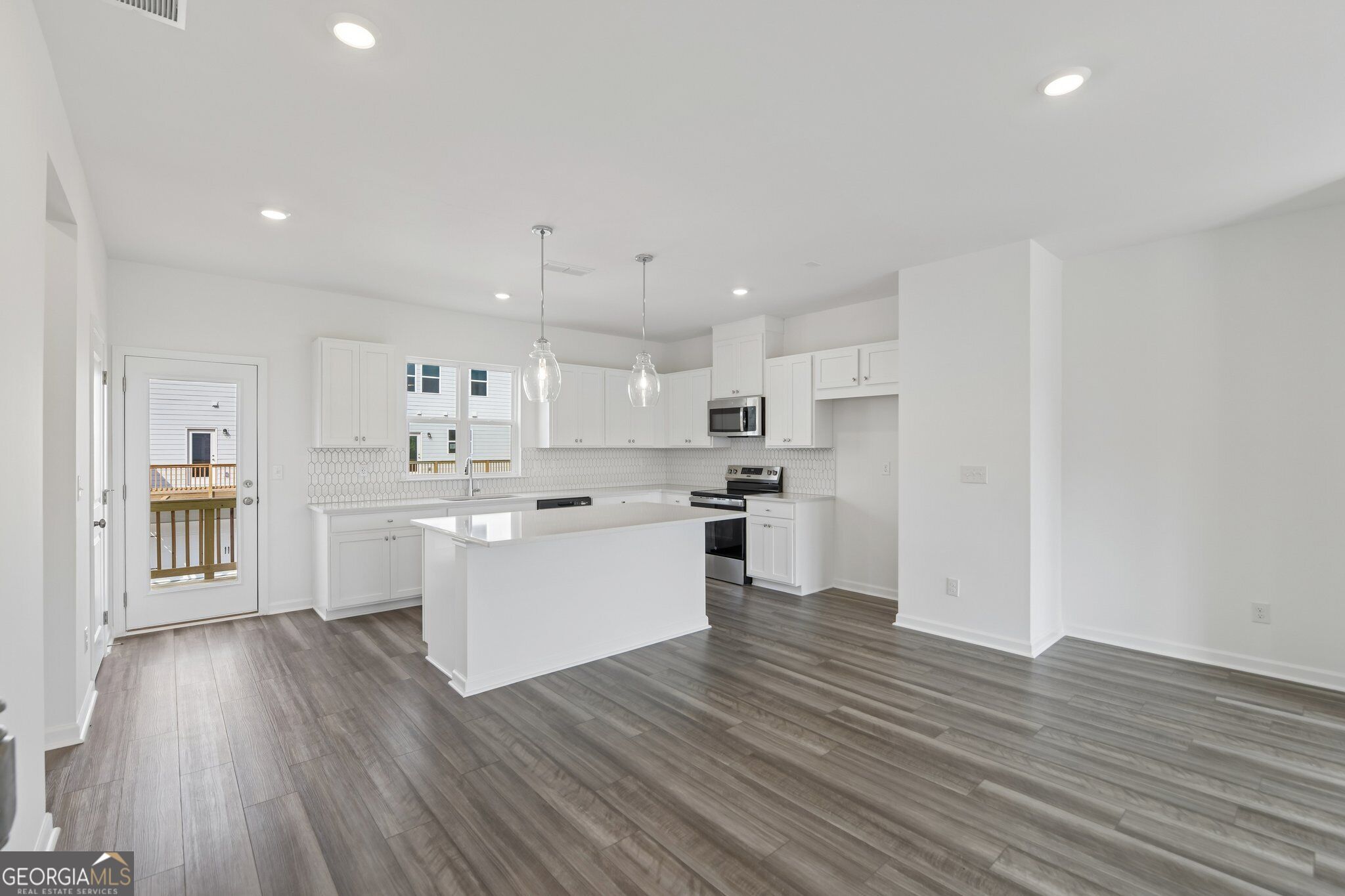 101 Epperly Way Property Photo 10