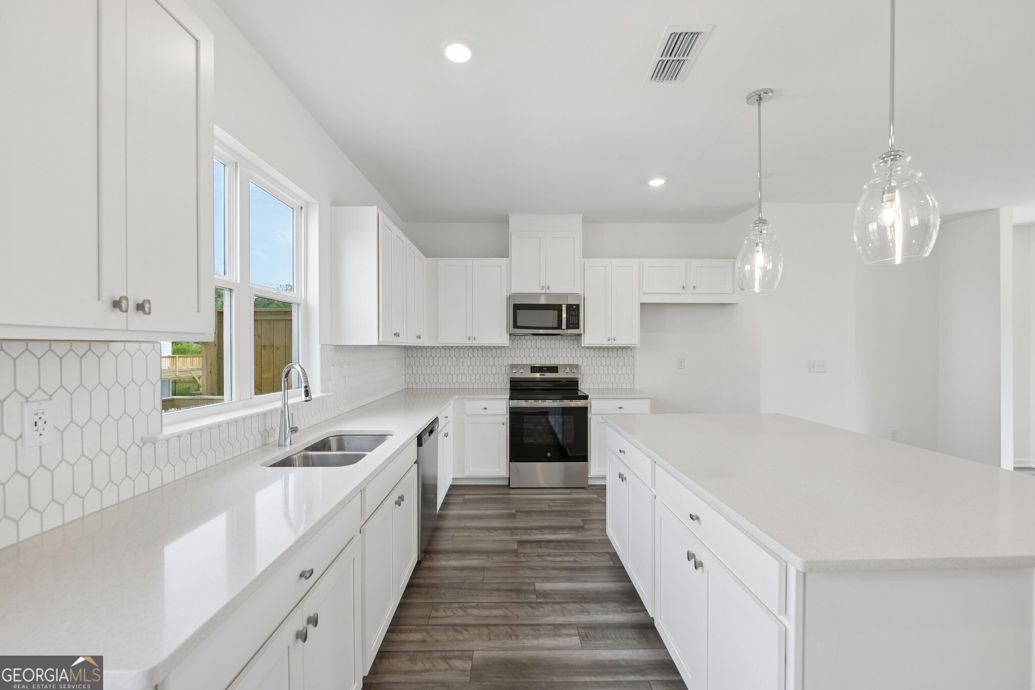101 Epperly Way Property Photo 16