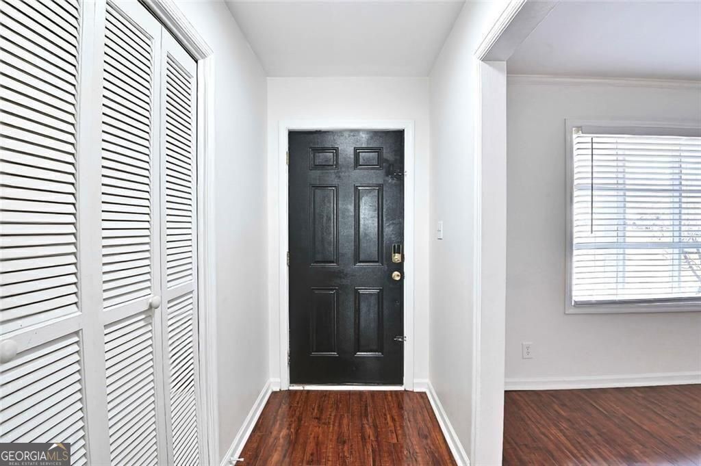 306 Skylark Road Property Photo 5