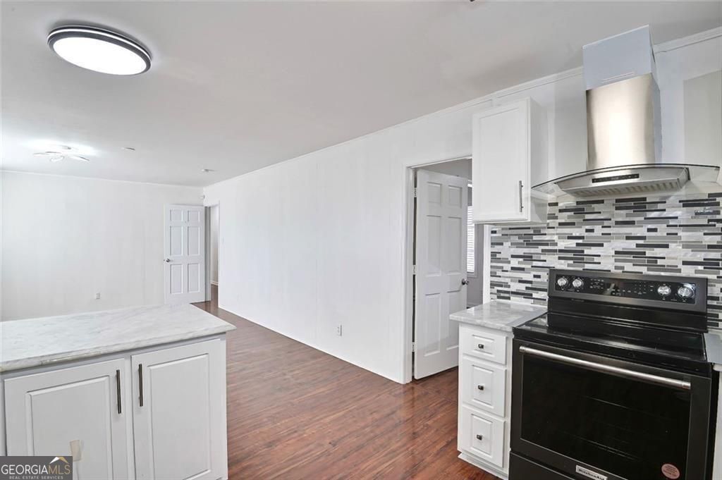 306 Skylark Road Property Photo 13