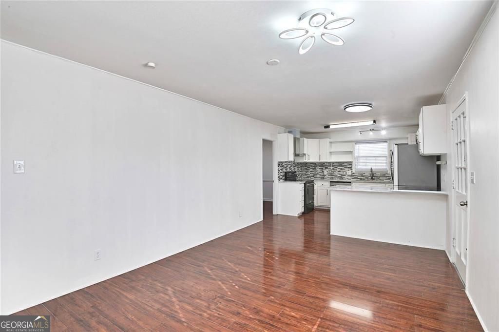 306 Skylark Road Property Photo 16