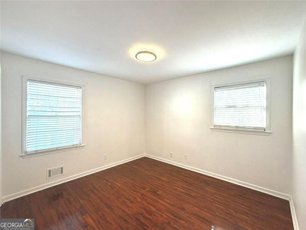 306 Skylark Road Property Photo 32