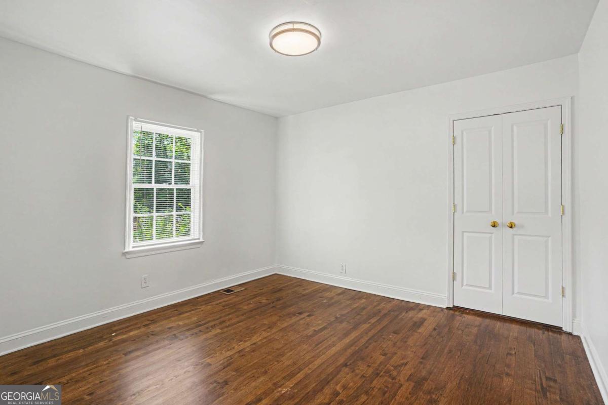 2767 Joyce Avenue Property Photo 15