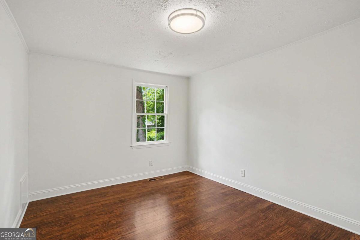2767 Joyce Avenue Property Photo 19