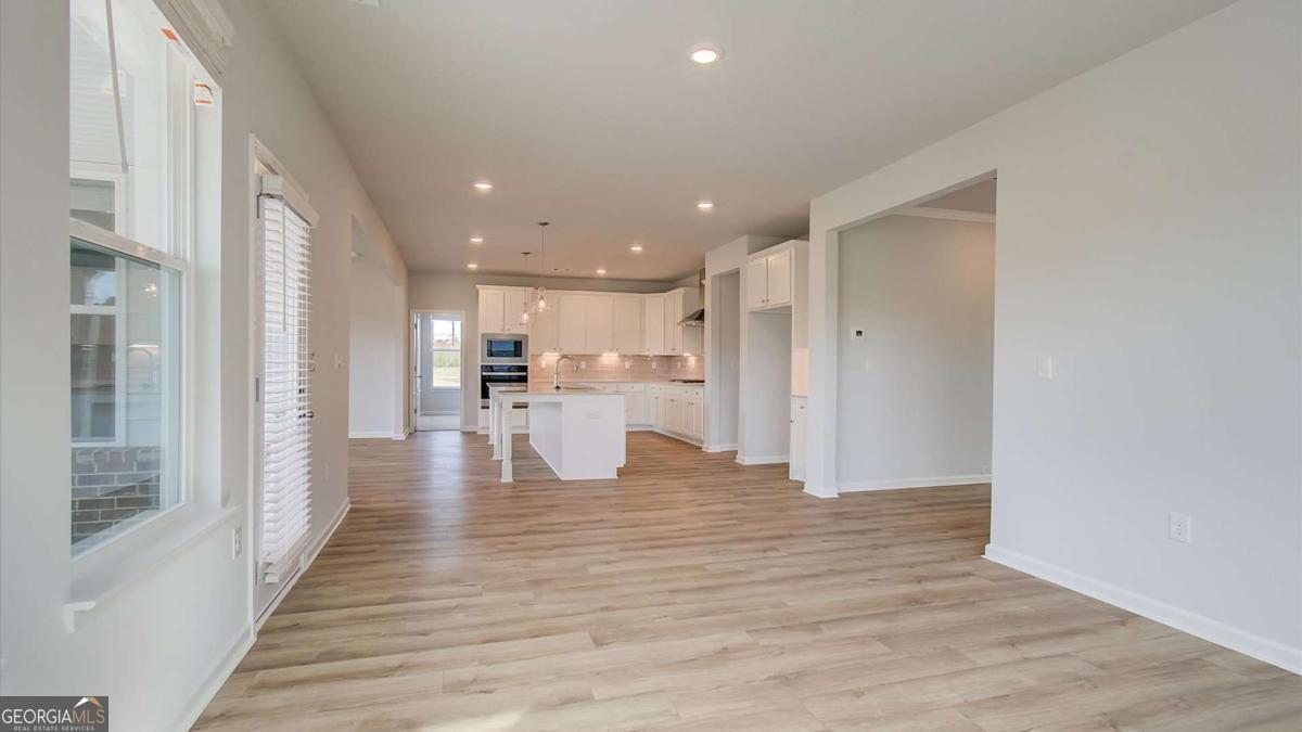 3603 Woody Way Property Photo 8