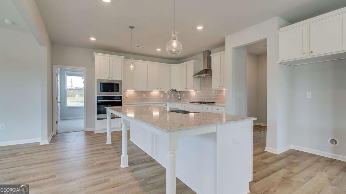 3603 Woody Way Property Photo 11