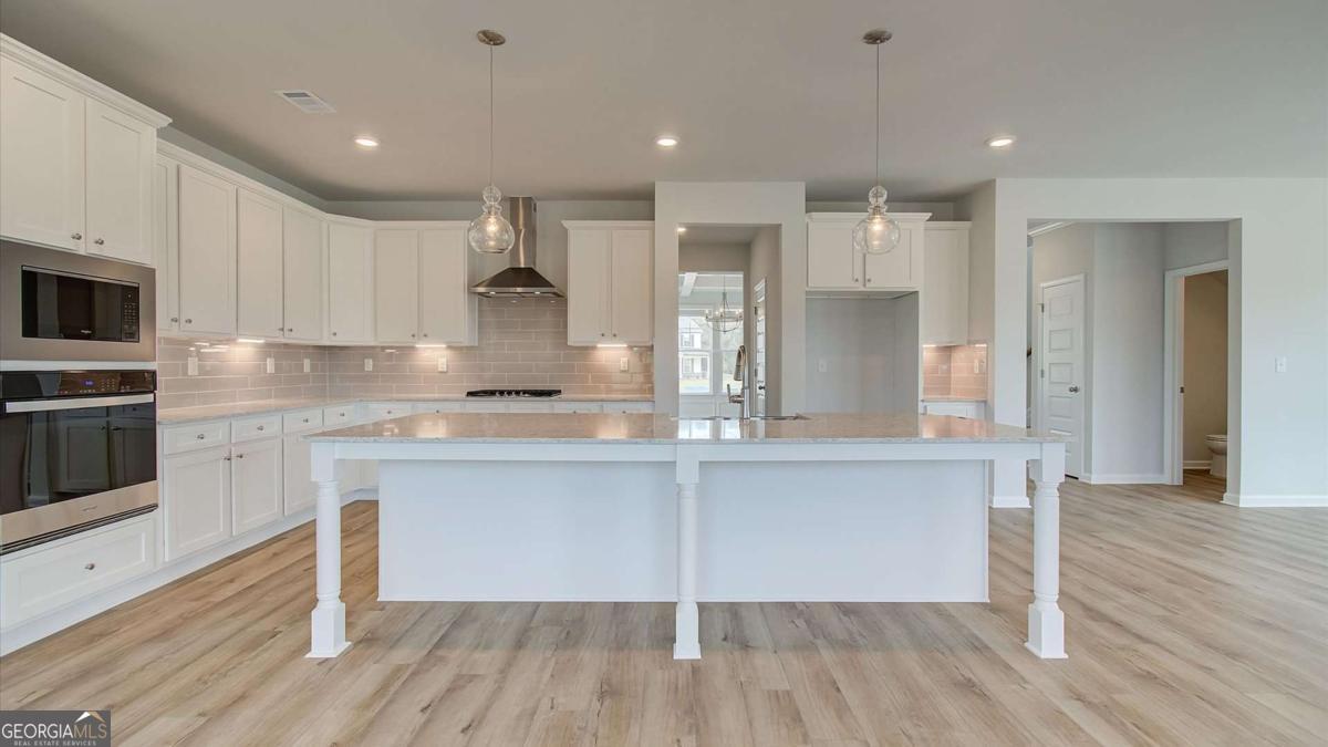 3603 Woody Way Property Photo 12