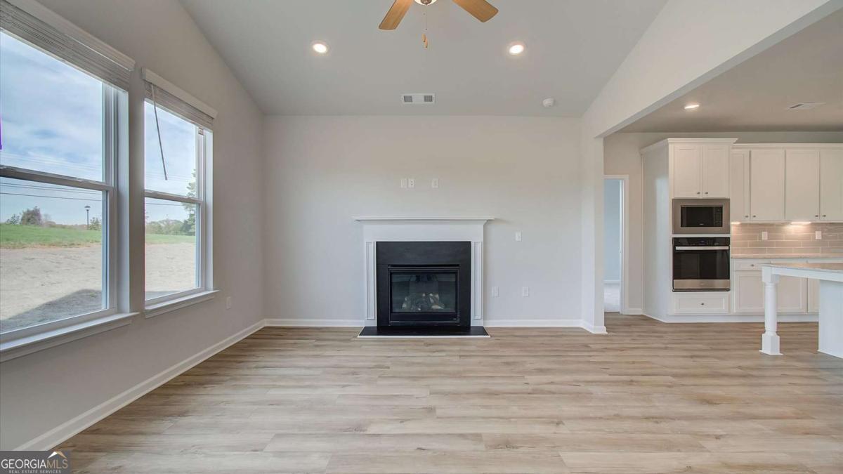 3603 Woody Way Property Photo 17