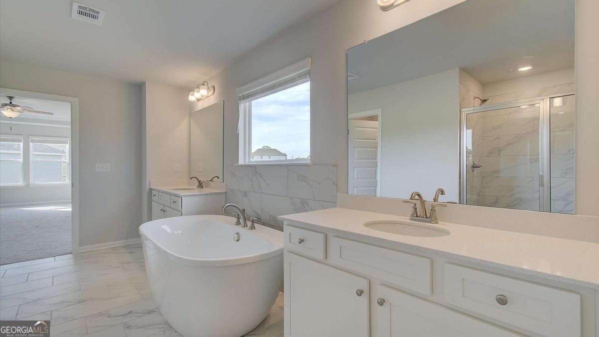 3603 Woody Way Property Photo 29