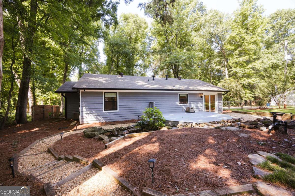 640 Tallassee Road Property Photo 8