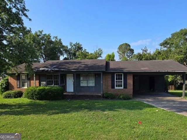 2914 Meadowbrook Drive Property Photo 1