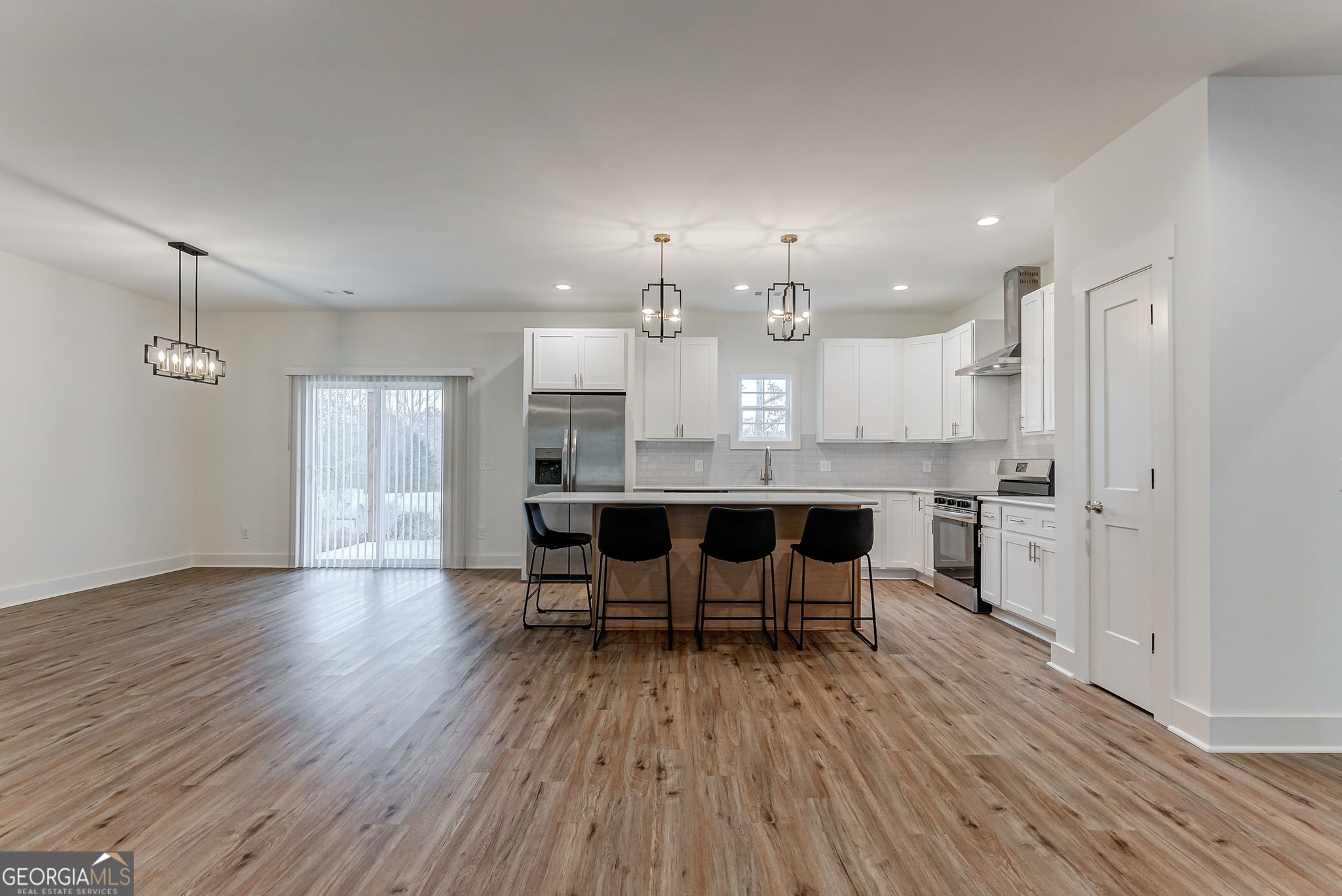 552 Clayton Street Property Photo 11