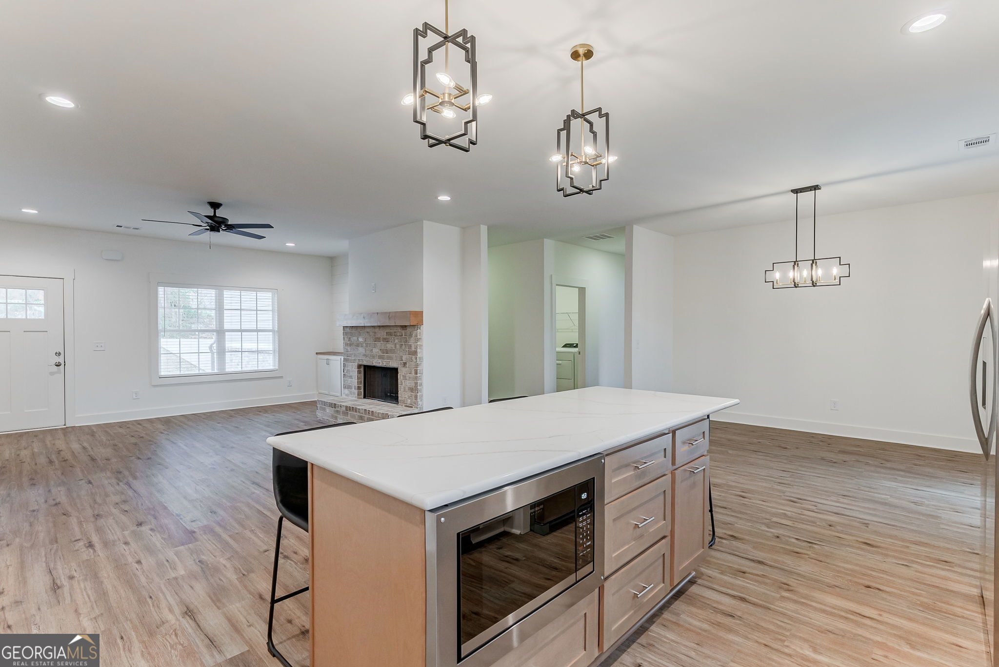 552 Clayton Street Property Photo 12