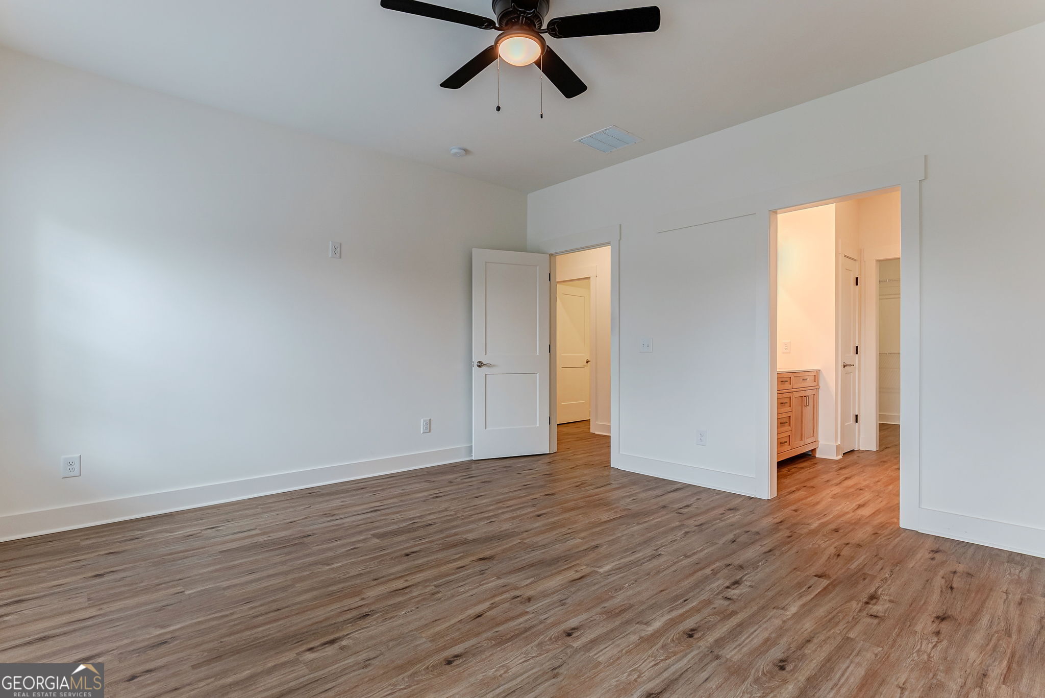 552 Clayton Street Property Photo 17