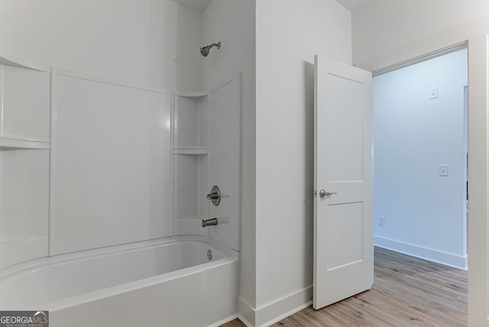 552 Clayton Street Property Photo 23
