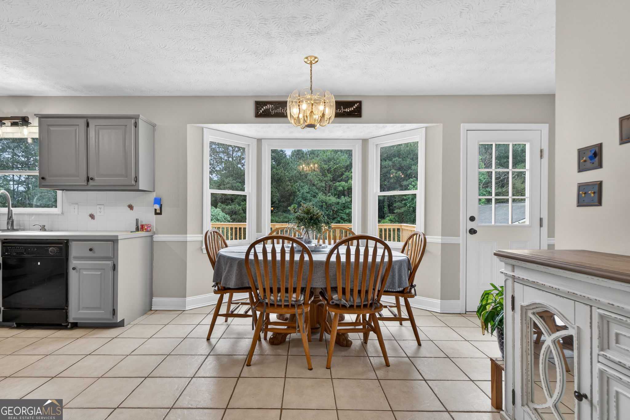 136 Thicket Trail Property Photo 6