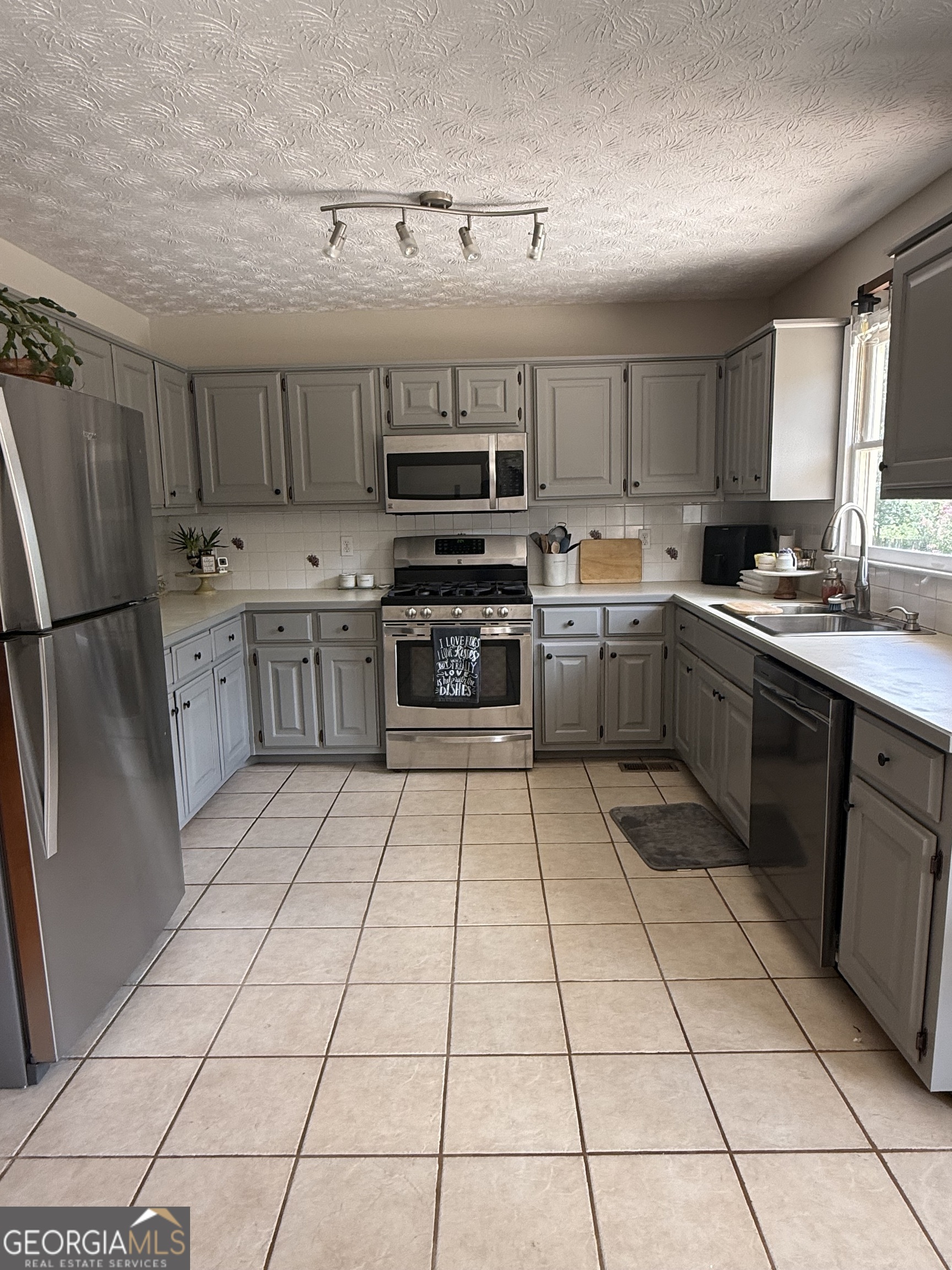 136 Thicket Trail Property Photo 8