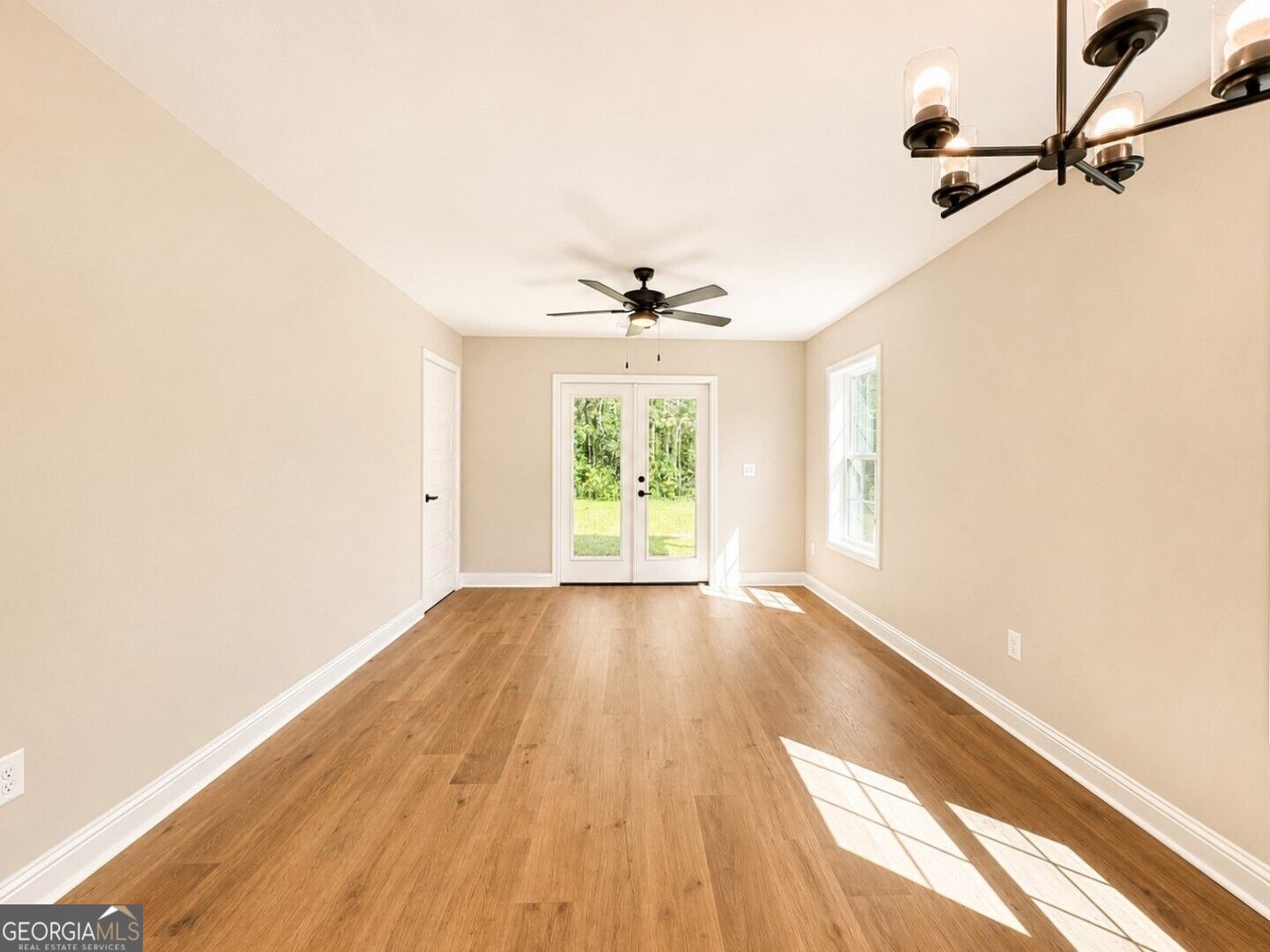 419 Madison Avenue Property Photo 13
