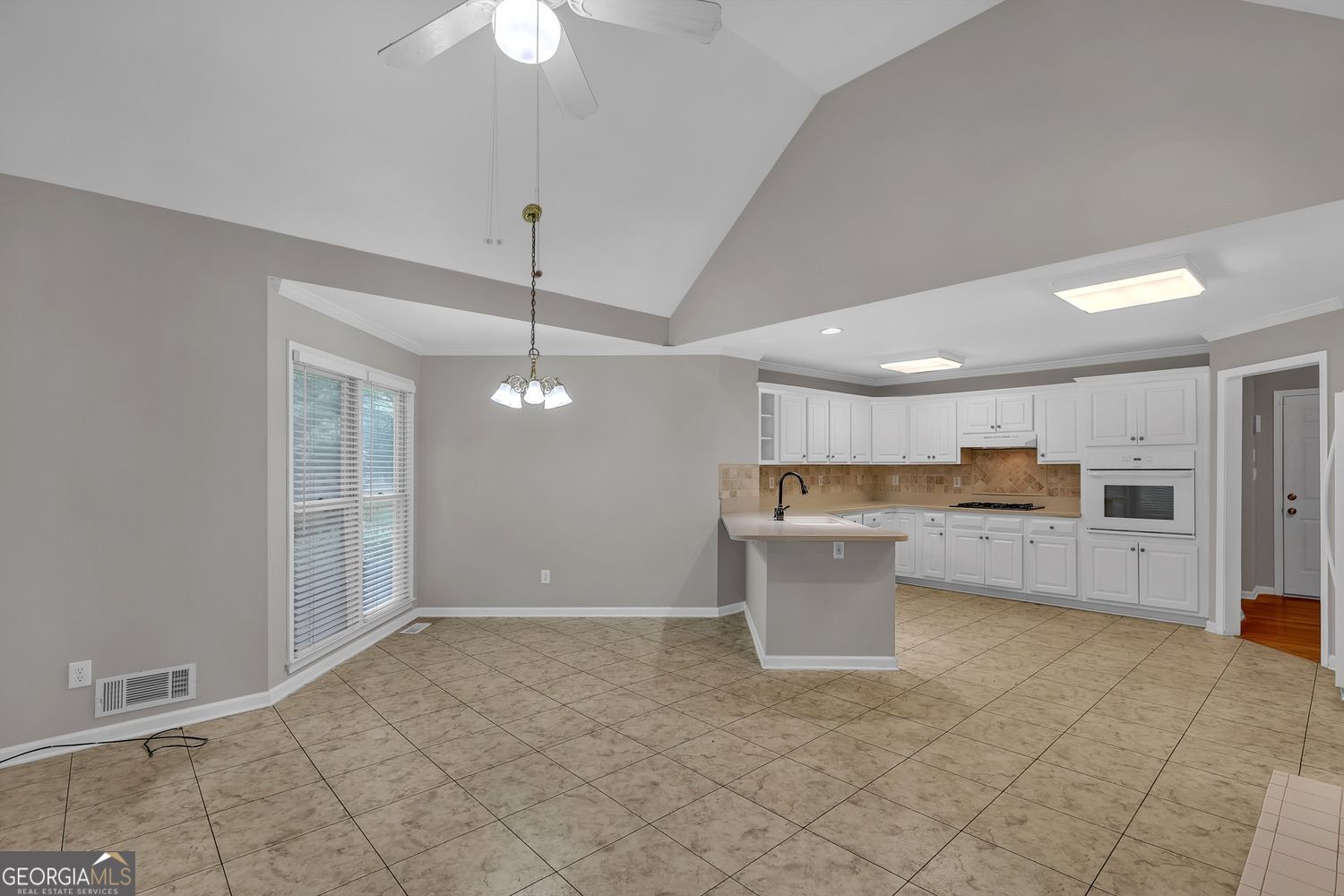 175 Pinevale Court Property Photo 10